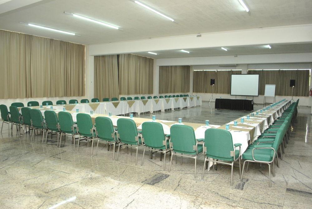 Golden Park Viracopos By Nacional Hotel